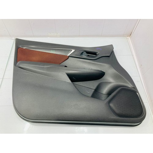 Forro De Porta Dianteira Esquerda Honda Wrv 2017/2021