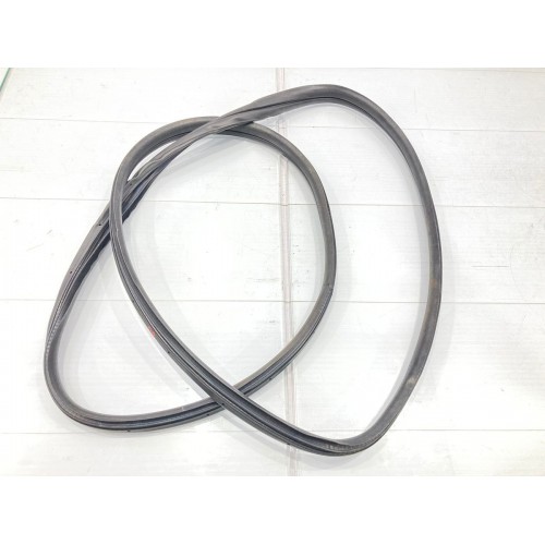 Borracha Carroceria Porta Dianteira Direita Honda Wrv 17/21