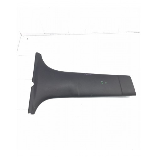 Acabamento Inferior Coluna Central Direita Voyage 2013/2016