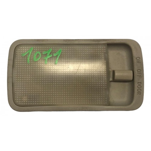 Luz Cortesia Central Toyota Corolla Fiel...