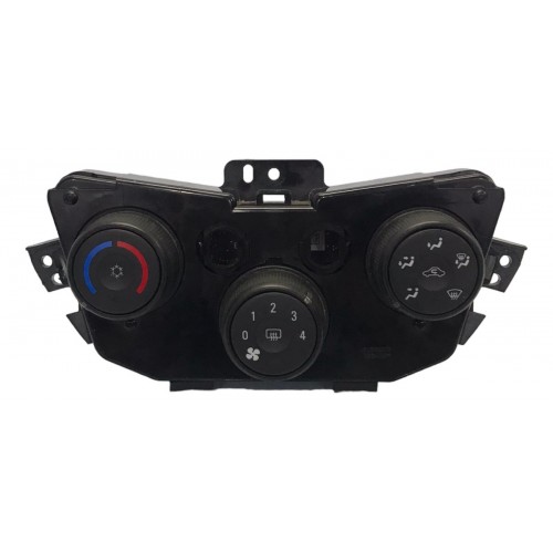 Comando Ar Condicionado Chevrolet Spin 2...