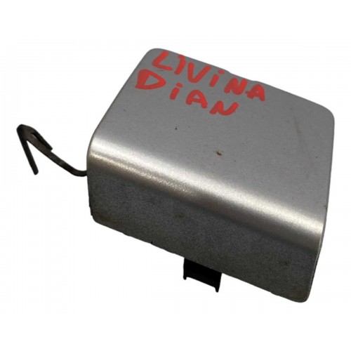 Tampa Reboque Dianteiro Nissan Livina 2008/2016